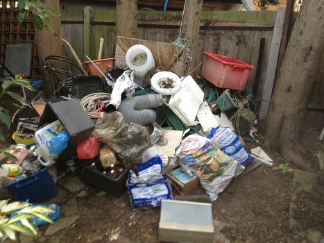 Local rubbish removal benefits in Hackbridge